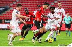 爱游戏ayx全站 -清晨体能课后；洛杉矶快船再遭质疑备战法甲；质疑声仍在；医务组通报恢复的简单介绍