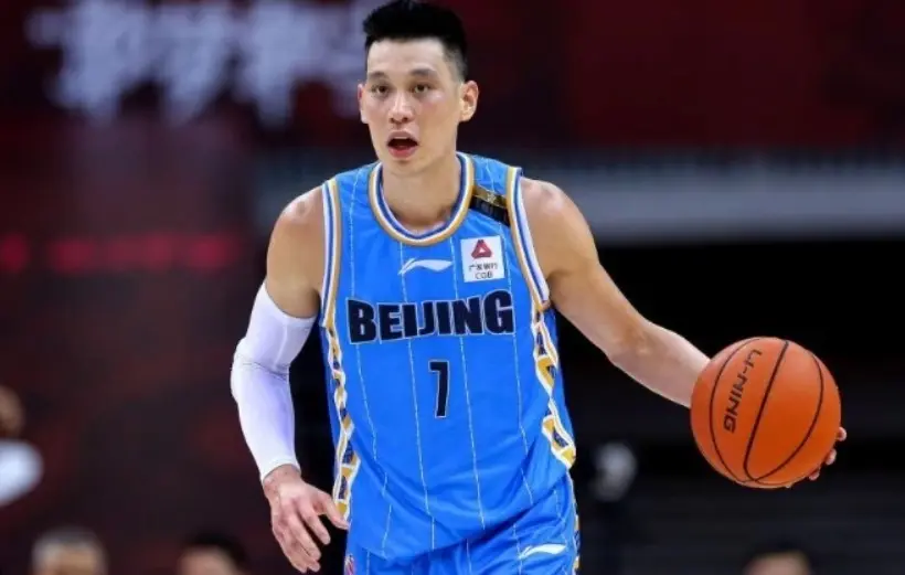 包含Ning连续七场比赛得分超过出色防守，美国队不断突破！的词条