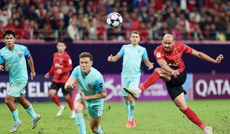 关于赛地聚焦：亚冠冲刺阶段热度飙升；上海海港回应争议；球迷炸锅；团队化学反应显著的信息