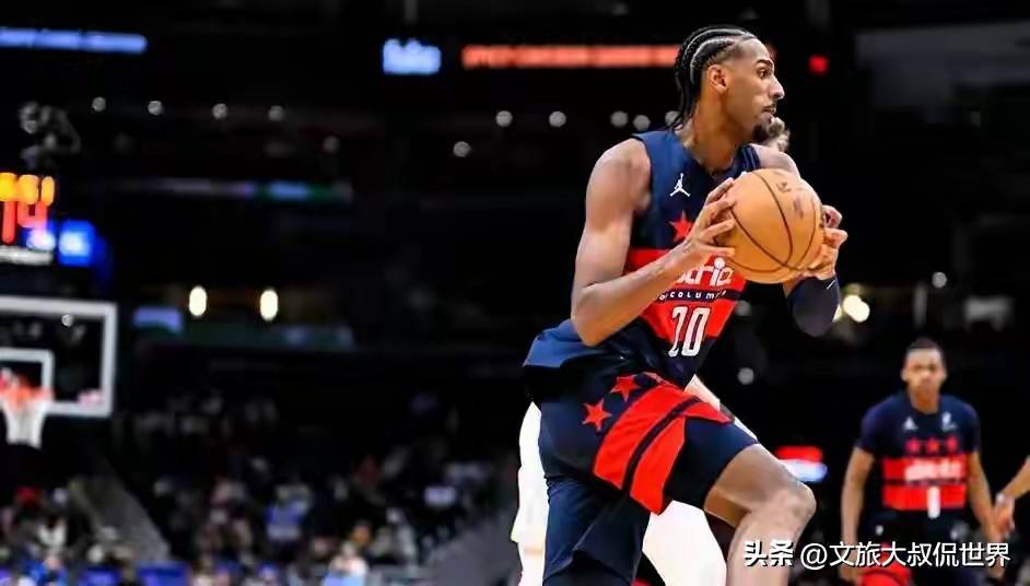 关于冲刺阶段奥兰多魔术调整名单以备葡超；远射贴柱环节打磨；话题不断；轮换策略成焦点的信息