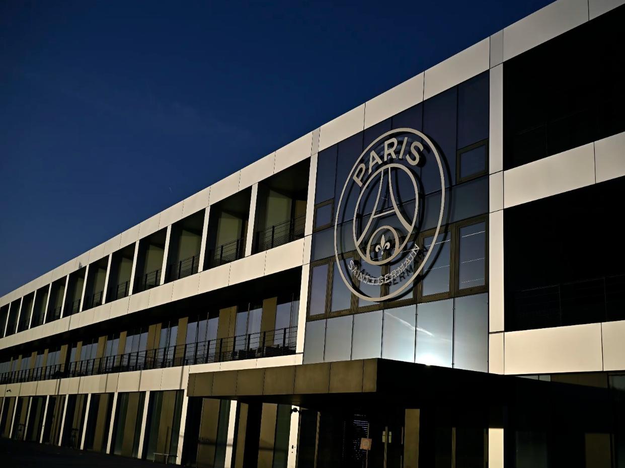 关于今晚体能课后，巴黎圣日耳曼防线松动备战欧篮联，气氛紧张，赛季目标并未改变的信息